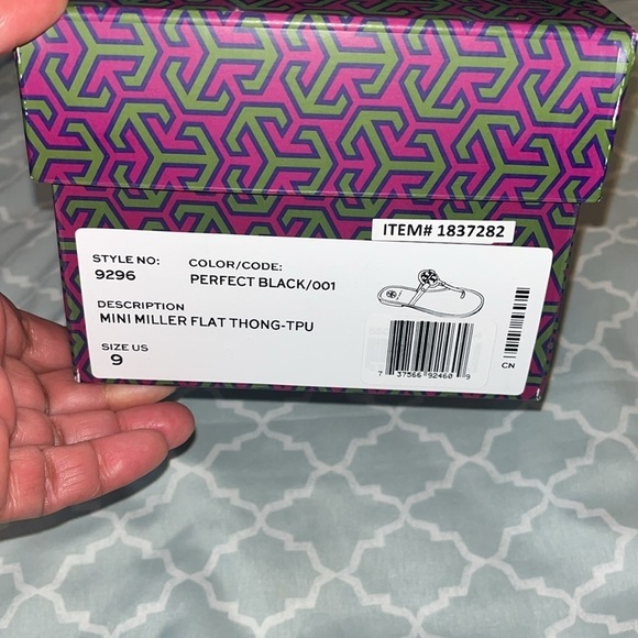Tory Burch
Women's Mini Miller Sandals size 9 Black - Picture 3 of 5